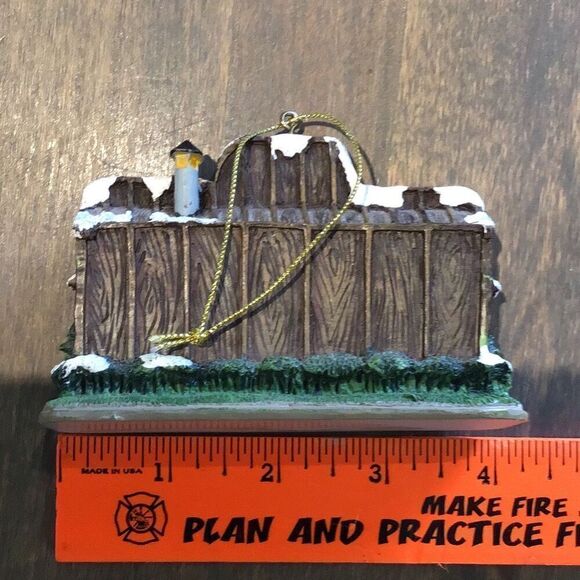 Cracker barrel old Christmas store ornament - Picture 3 of 3